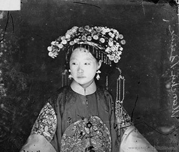 The Chinese Century Altar