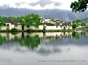 Hongcun Village-An ancient village over 800 years old leaning against Mt. Huangshan. Hongcun Village-An ancient village over 800 years old leaning against Mt. Huangshan.